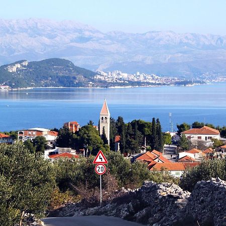 Apartments By The Sea Slatine, Ciovo - 12176 Εξωτερικό φωτογραφία