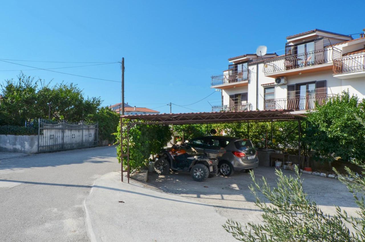 Apartments By The Sea Slatine, Ciovo - 12176 Εξωτερικό φωτογραφία