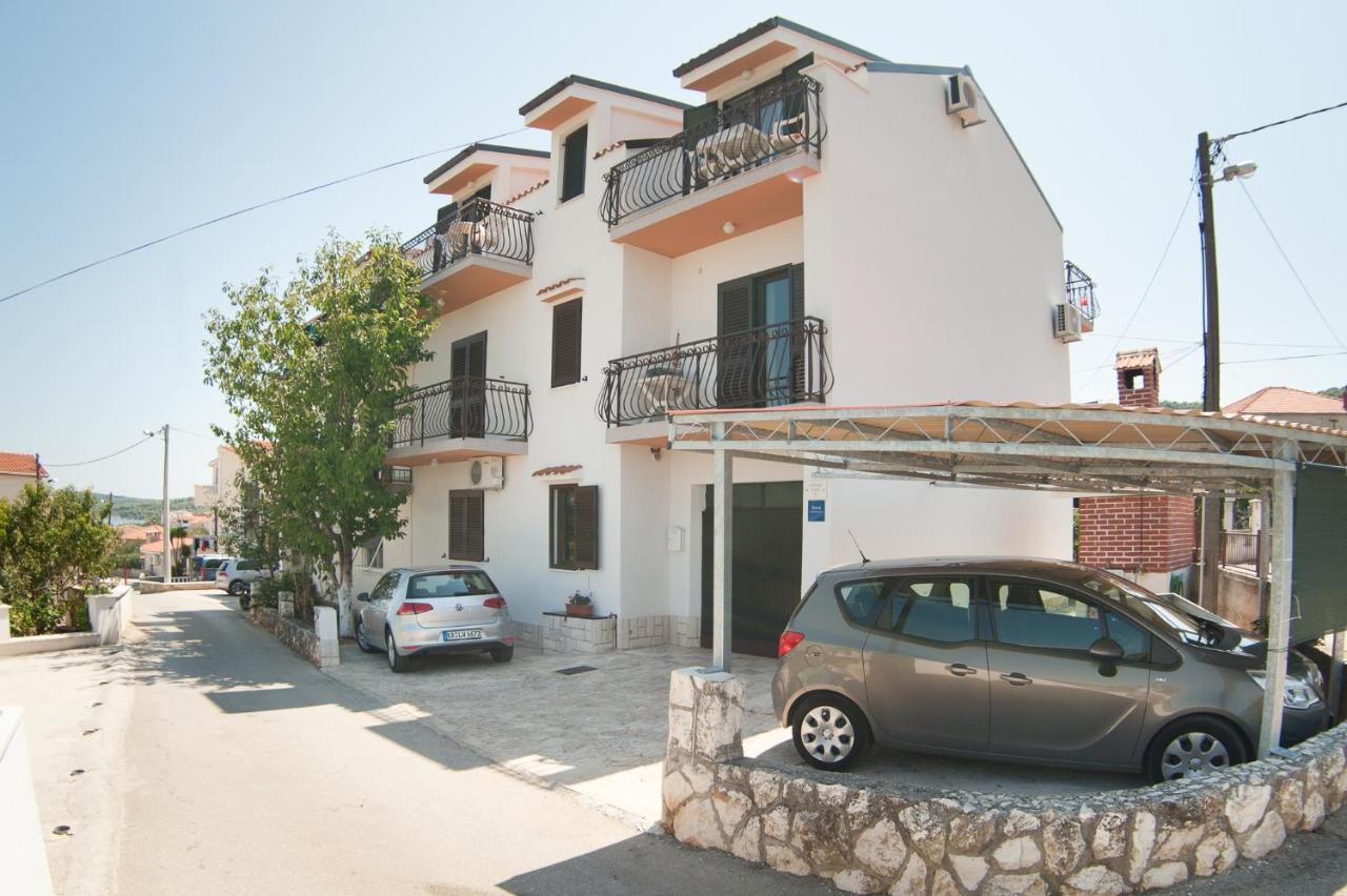 Apartments By The Sea Slatine, Ciovo - 12176 Εξωτερικό φωτογραφία