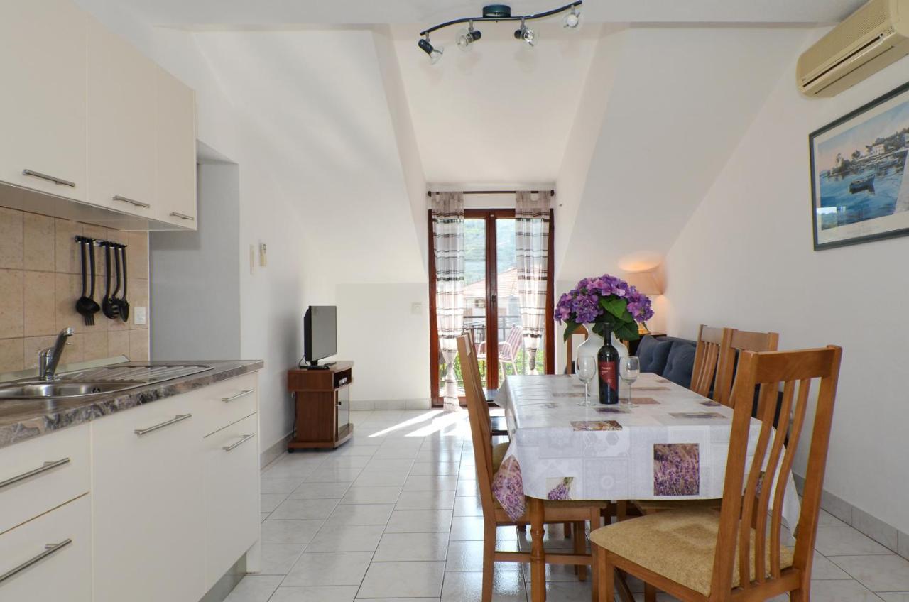 Apartments By The Sea Slatine, Ciovo - 12176 Εξωτερικό φωτογραφία