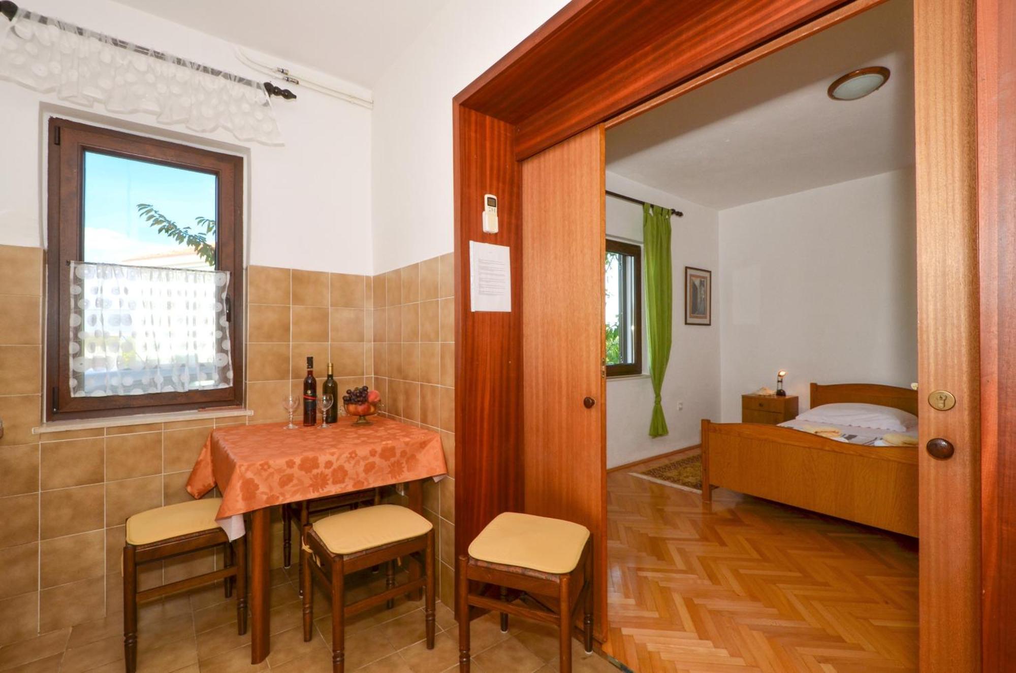 Apartments By The Sea Slatine, Ciovo - 12176 Δωμάτιο φωτογραφία