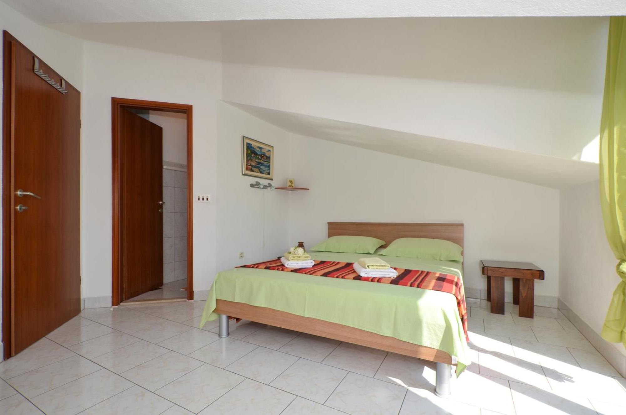 Apartments By The Sea Slatine, Ciovo - 12176 Δωμάτιο φωτογραφία